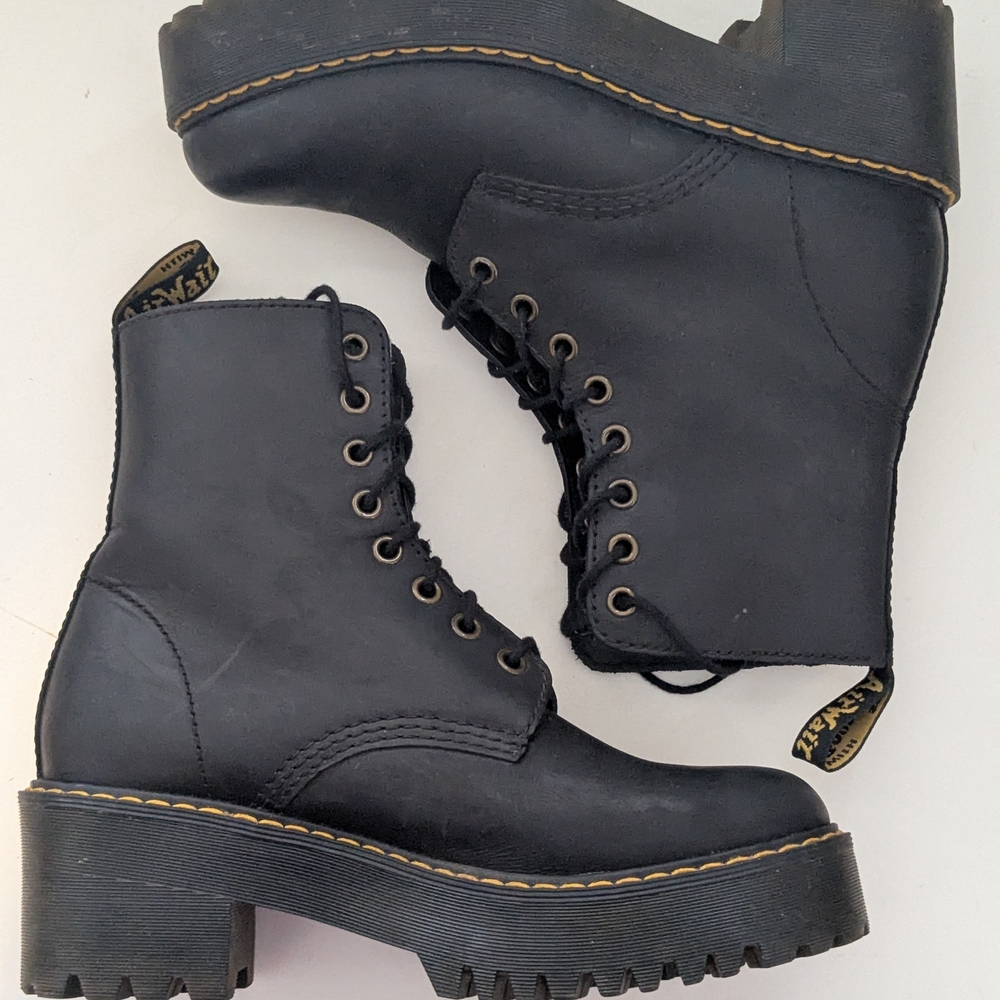 Dr. Martens Original Shriver Hi Women's Wyoming Leather Heeled Boots